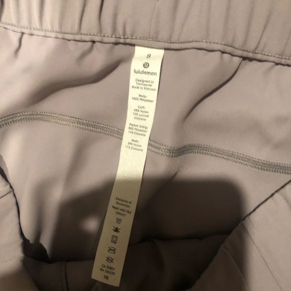 Lulu lemon on the fly - Picture 3 of 3